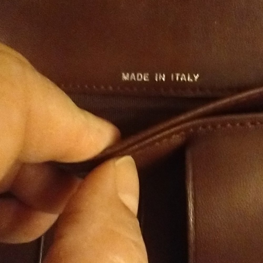 CHANEL Flap Wallet - Picture 13 of 16
